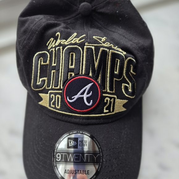 World Series Champs 2021 Black Cap - Picture 2 of 8